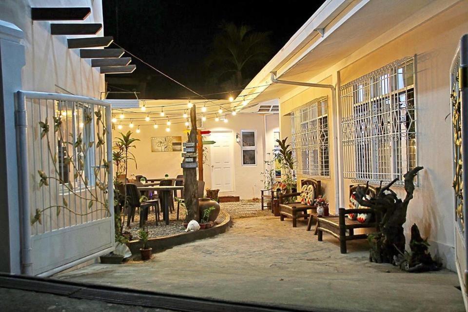 Prim Travellers Inn Corón Exterior foto