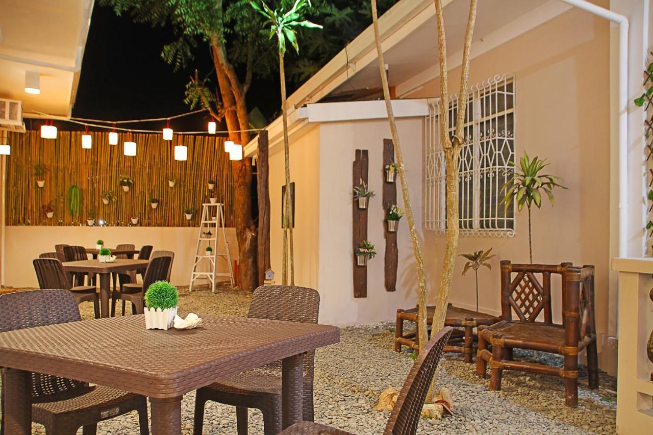 Prim Travellers Inn Corón Exterior foto